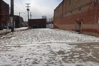 117 W 5th Street, Marysville, OH 43040 - Photo 2