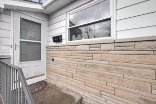 1577 Southwood Ave, Reynoldsburg, OH 43068 - Photo 4