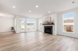 5176 Clarewood Ln, Dublin, OH 43016 - Photo 2