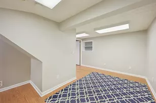 8097 Storrow Dr, Westerville, OH 43081 - Photo 32