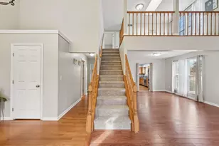 8097 Storrow Dr, Westerville, OH 43081 - Photo 4