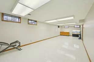 8097 Storrow Dr, Westerville, OH 43081 - Photo 36