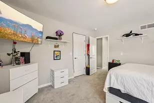 130 Cedar Creek St, Delaware, OH 43015 - Photo 32