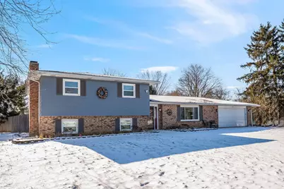 2820 Scenic Road, Marion, OH 43302 - Photo 2
