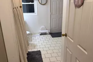 4926 Meadowbrook Dr, Columbus, OH 43207 - Photo 8