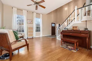 5227 Chaps Ct, Columbus, OH 43221 - Photo 8