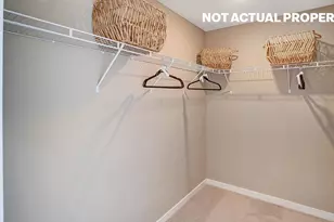 1496 Jarry Ave, Columbus, OH 43228 - Photo 20