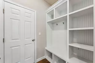 1516 Raley Wy, Columbus, OH 43228 - Photo 8