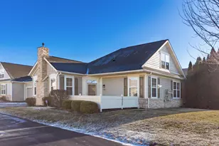 5852 Timber Top Dr, Hilliard, OH 43026 - Photo 1