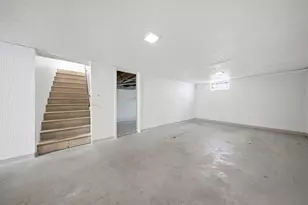 41 N Hampton St, West Jefferson, OH 43162 - Photo 24