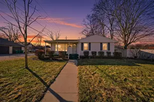 41 N Hampton St, West Jefferson, OH 43162 - Photo 2