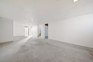 41 N Hampton St, West Jefferson, OH 43162 - Photo 26