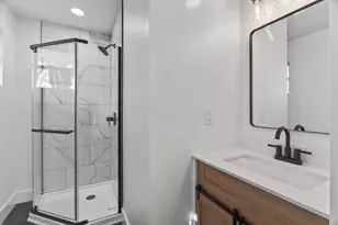 1301 Bernhard Rd, Columbus, OH 43227 - Photo 16