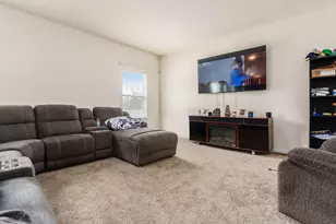 5135 Bitternut Ln, Groveport, OH 43125 - Photo 4