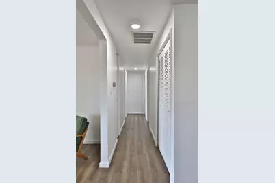 1390 E Dublin Granville Road, Columbus, OH 43229 - Photo 16