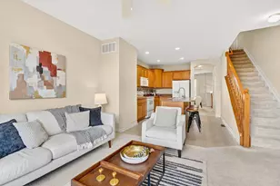 324 Benedetti Ave, Columbus, OH 43213 - Photo 16