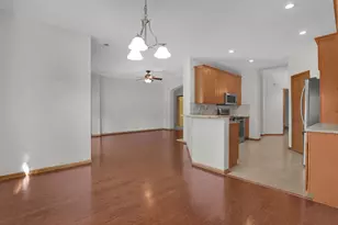 9073 Polaris Lakes Dr, Columbus, OH 43240 - Photo 12