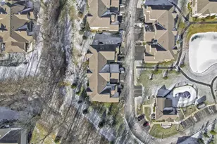 9073 Polaris Lakes Dr, Columbus, OH 43240 - Photo 40