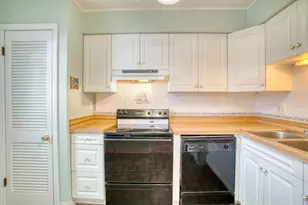 5584 Brackenridge, Columbus, OH 43228 - Photo 16