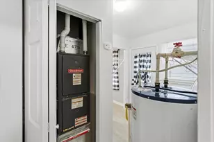 946 N South St, Wilmington, OH 45177 - Photo 14