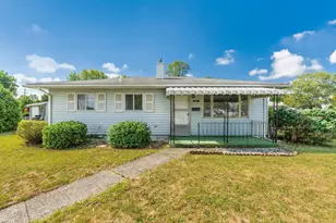 721 Robinson St, Marion, OH 43302 - Photo 1