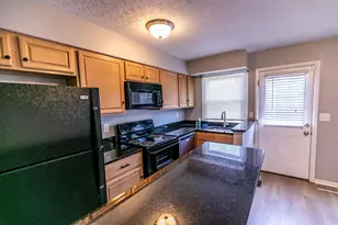 1098-1100 Highland St, Columbus, OH 43201 - Photo 6