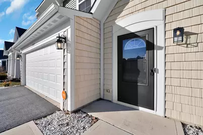 4917 Crestbrook Drive, Lockbourne, OH 43137 - Photo 2