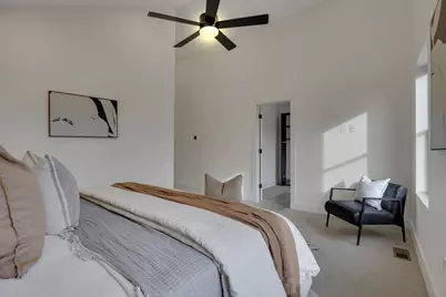 90 N Ohio Avenue, Columbus, OH 43203 - Photo 46