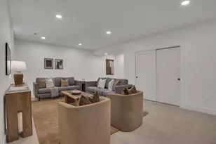 90 N Ohio Ave, Columbus, OH 43203 - Photo 32