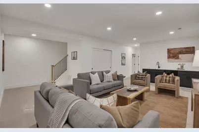 90 N Ohio Avenue, Columbus, OH 43203 - Photo 24