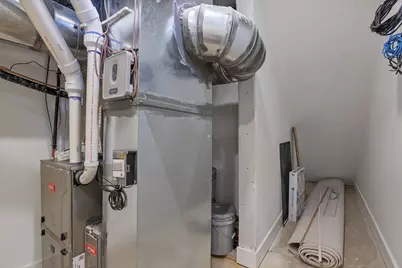 90 N Ohio Avenue, Columbus, OH 43203 - Photo 58