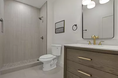 90 N Ohio Avenue, Columbus, OH 43203 - Photo 32