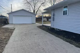 4256 Eleanor Ave, Grove City, OH 43123 - Photo 2