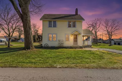 1024 Springlawn Avenue, Harrisburg, OH 43126 - Photo 1