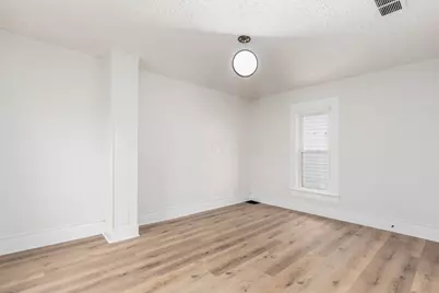 130 E Woodrow Avenue, Columbus, OH 43207 - Photo 22