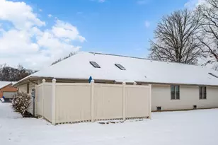 905 Villandry Dr, Marion, OH 43302 - Photo 24