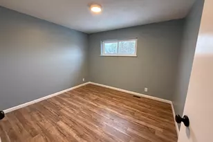 108 N High St, Leesburg, OH 45135 - Photo 8