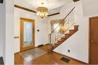 83 Clinton Heights Avenue, Columbus, OH 43202 - Photo 2