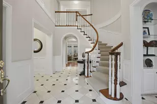 16 Wiveliscombe, New Albany, OH 43054 - Photo 4