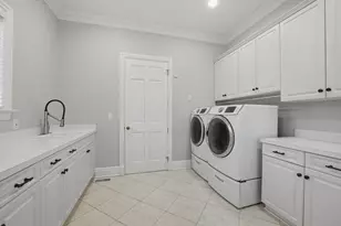 16 Wiveliscombe, New Albany, OH 43054 - Photo 32