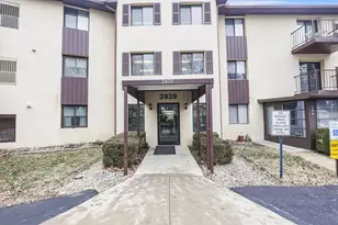 3939 Karl Rd, Columbus, OH 43224 - Photo 2