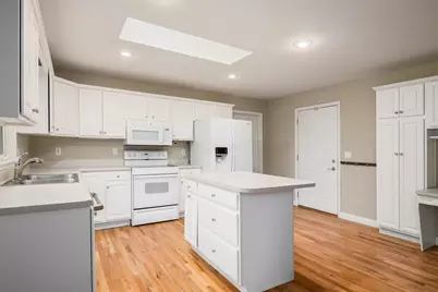 1677 Francisco Road, Columbus, OH 43220 - Photo 40