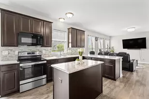 8660 Crooked Maple Dr, Blacklick, OH 43004 - Photo 12