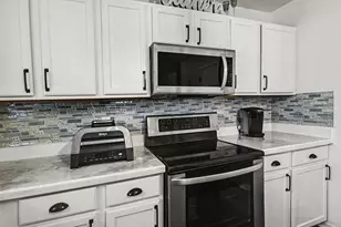 3144 Gideon Ln, Columbus, OH 43219 - Photo 16