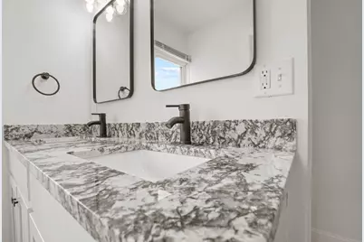 415 S Huron Avenue, Columbus, OH 43204 - Photo 16