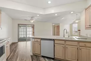 3187 Pine Manor Blvd, Grove City, OH 43123 - Photo 6