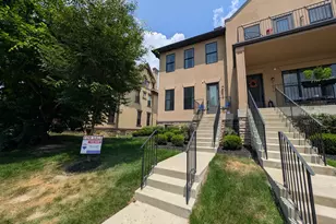 1068 Bryden Rd, Columbus, OH 43205 - Photo 4