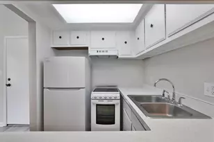 699 Wetmore Rd, Columbus, OH 43214 - Photo 16