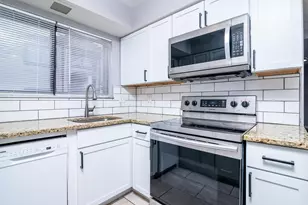 5260 Westbury Dr, Columbus, OH 43228 - Photo 20