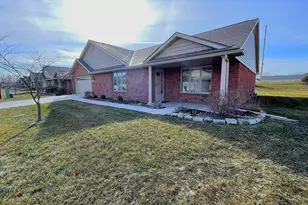 811 Timbers Edge, Marysville, OH 43040 - Photo 2